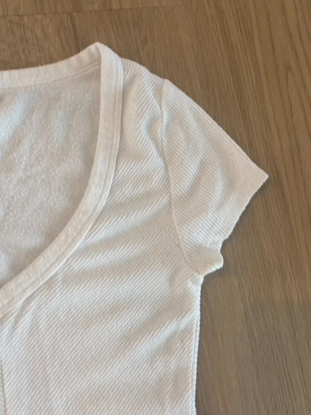 Free People Cap Sleeve V-neck white T shirt extra Small ribbed
